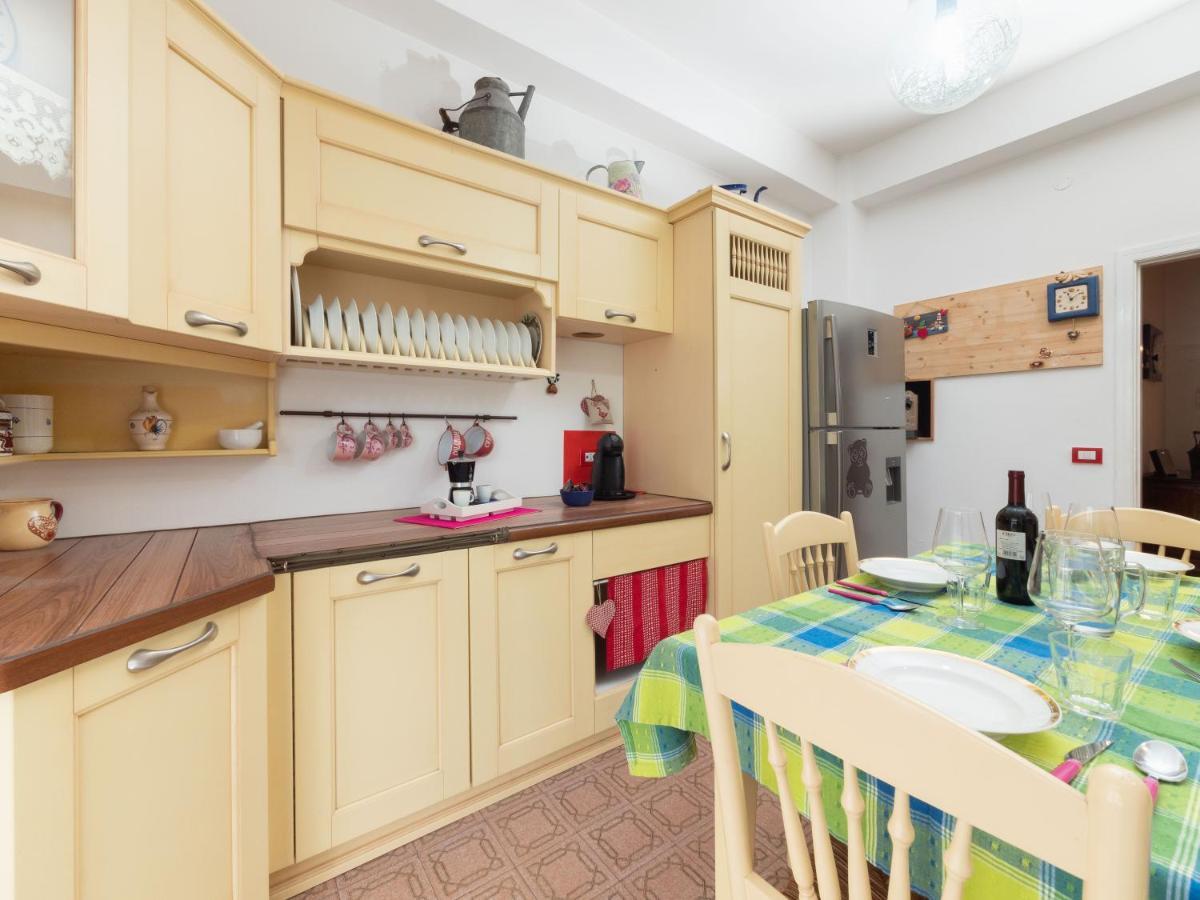 Flaminia Bright & Roomy Apartment Pesaro Ngoại thất bức ảnh